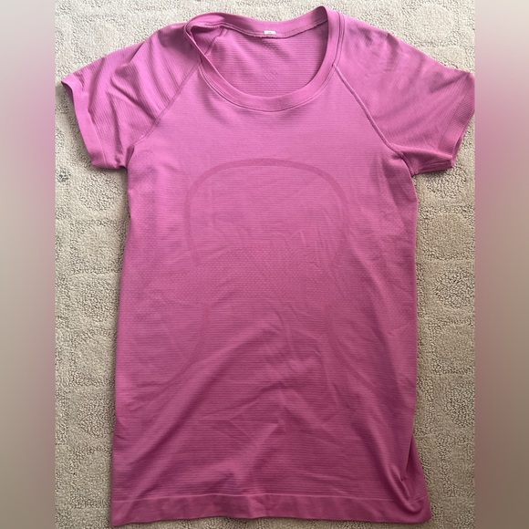 Pink lululemon swiftly tech - Picture 2 of 4